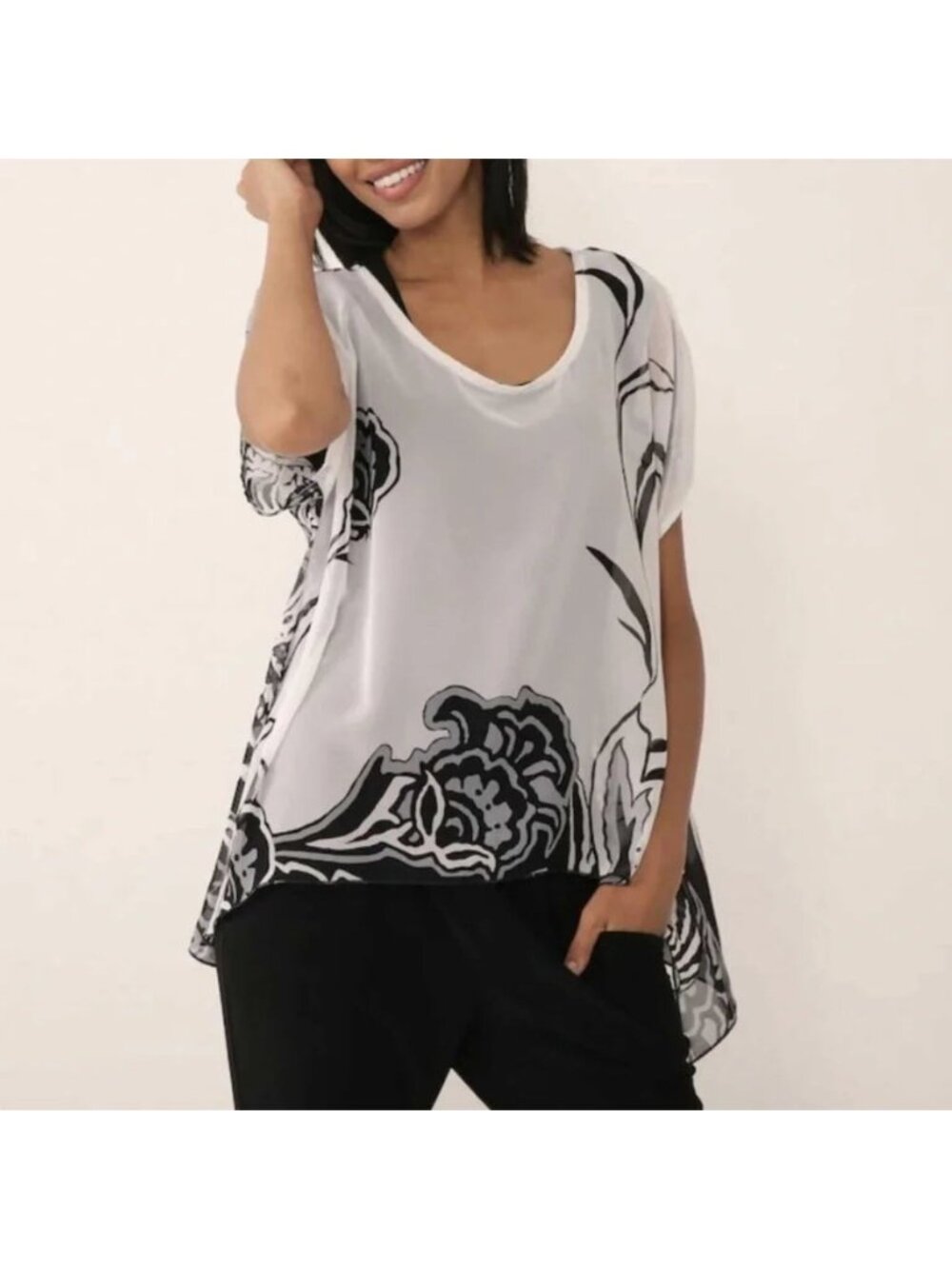 NEW Marallis White Black Sheer Chiffon Blouse Top- Medium